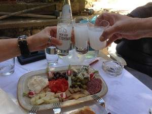 drinks-with-friends-794960_640